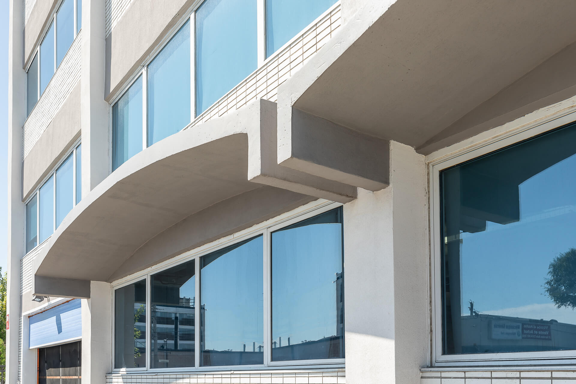 Photo des auvents en béton